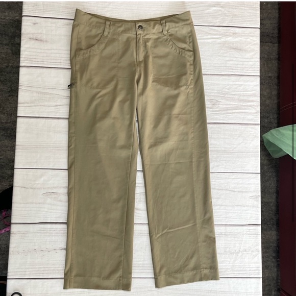 Patagonia Outdoor Cropped Pants Hiking Camping
Beach straight leg size 8 - Picture 2 of 15